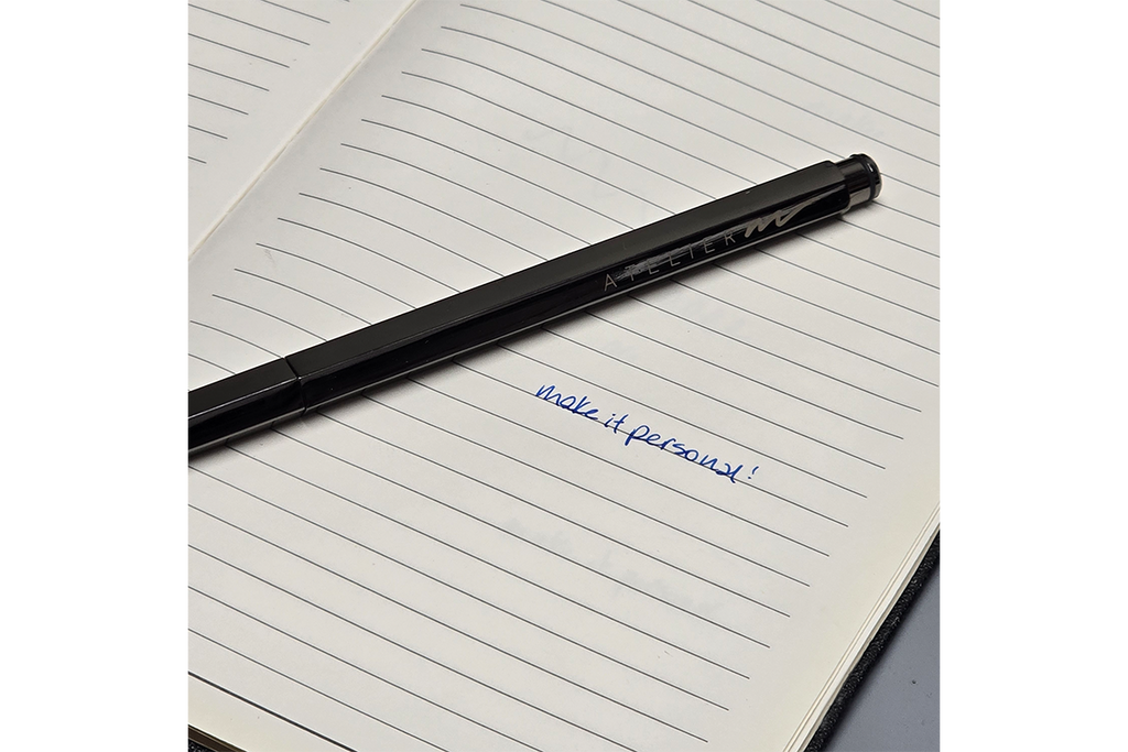 Gunmetal Grey, tinta azul