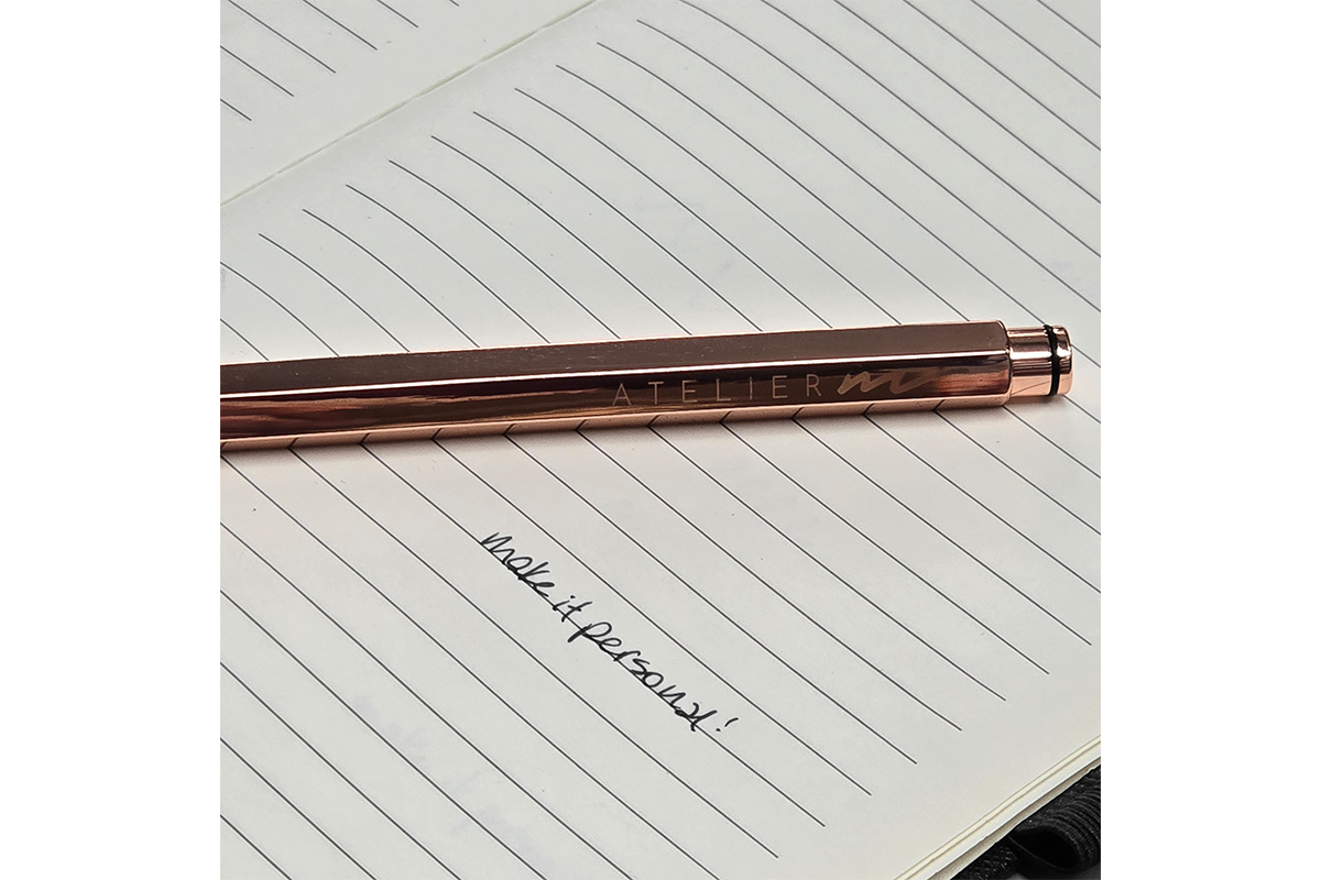 Rose Gold, tinta negra